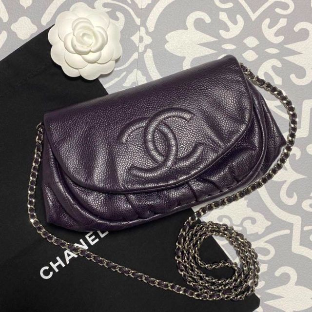 CHANEL ハーフムーン　チェーンウォレット　ココマーク　ショルダーバッグショルダーバッグ