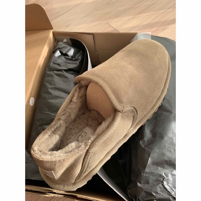 UGG(アグ)の新品未使用★UGG(アグ)KENTON ケントン/スリッポン　23㎝ レディースの靴/シューズ(スリッポン/モカシン)の商品写真