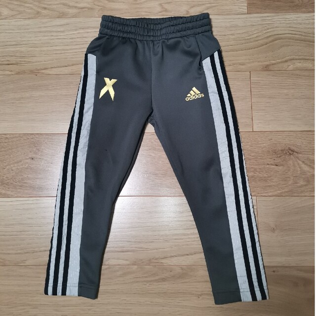 adidas(アディダス)のたまにュン様専用 adidas ジャージズボン キッズ/ベビー/マタニティのキッズ服男の子用(90cm~)(パンツ/スパッツ)の商品写真