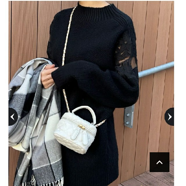完売色✨新品タグ付き🏷️✨💐Mystrada💐エンブロイダリーゆるニット 完売色✨新品タグ付き🏷️✨💐Mystrada💐エンブロイダリーゆるニット