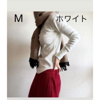 ビューティアンドユースユナイテッドアローズ(BEAUTY&YOUTH UNITED ARROWS)の新品未使用　ホワイト　M ロングスリーブTシャツ　ch!iii チーバック(Tシャツ(長袖/七分))