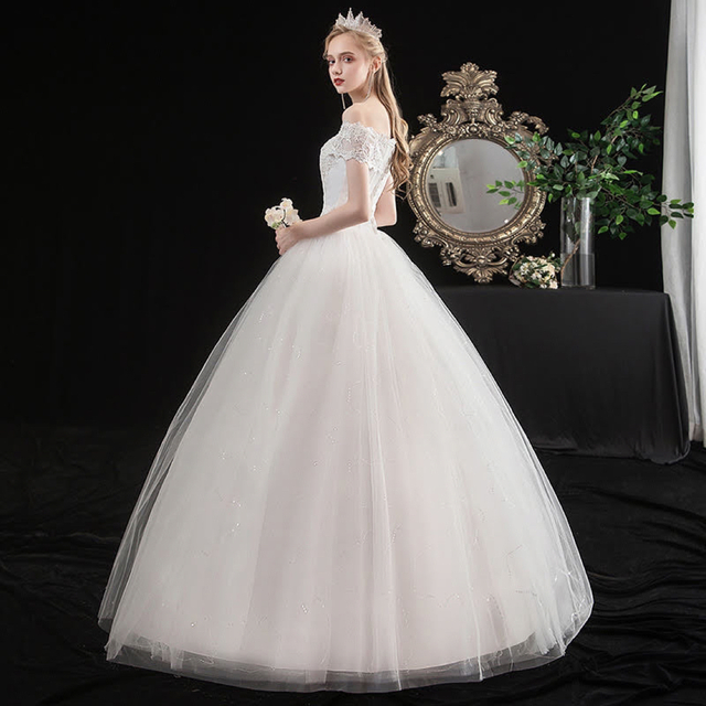 ウェディングドレス  Aライン  ホワイト　4L レディースのフォーマル/ドレス(ウェディングドレス)の商品写真