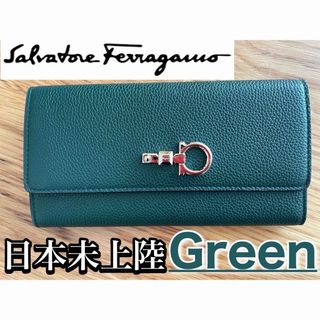 サルヴァトーレフェラガモ 長財布 財布(レディース)(グリーン・カーキ