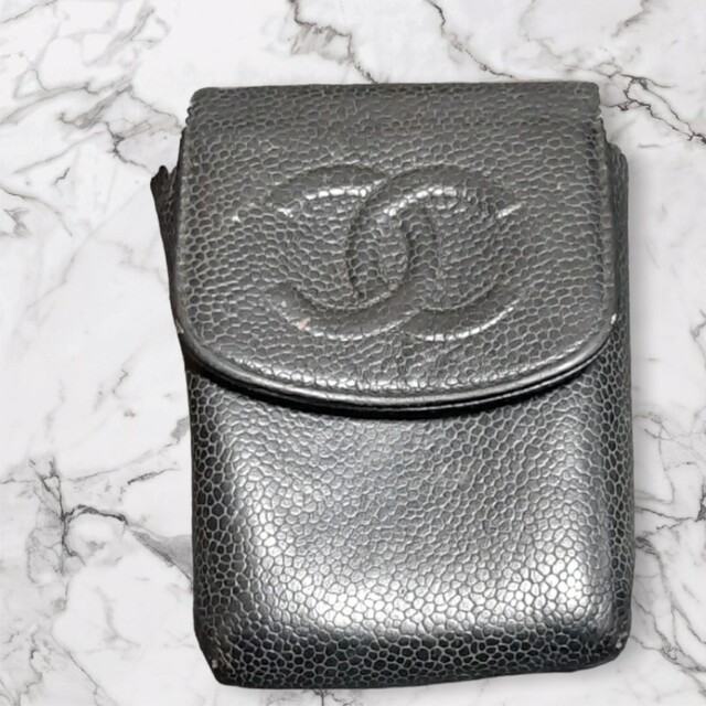 CHANEL(シャネル)の最終値下げ CHANEL キャビアスキンシガレットケース レディースのファッション小物(ポーチ)の商品写真