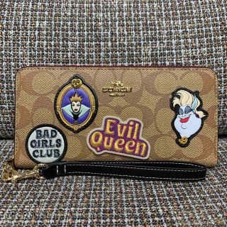 コーチ(COACH)の336 コーチ　長財布　白雪姫コラボ　魔女　ディズニーコラボ　人気　限定　(財布)