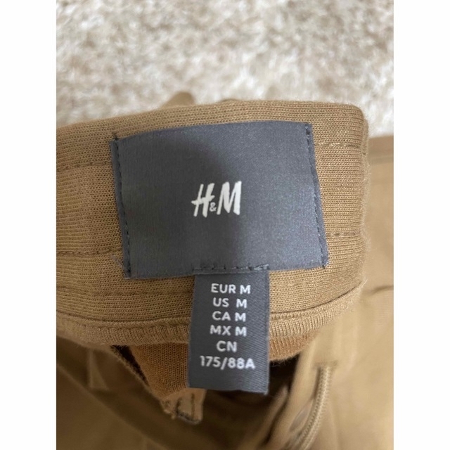 H&M(エイチアンドエム)のジャージースラックス　H&M メンズのパンツ(スラックス)の商品写真