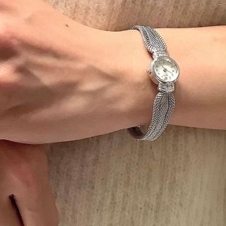 agete - agete 時計 2022 WinterLimitedシルバーカラーの通販|ラクマ