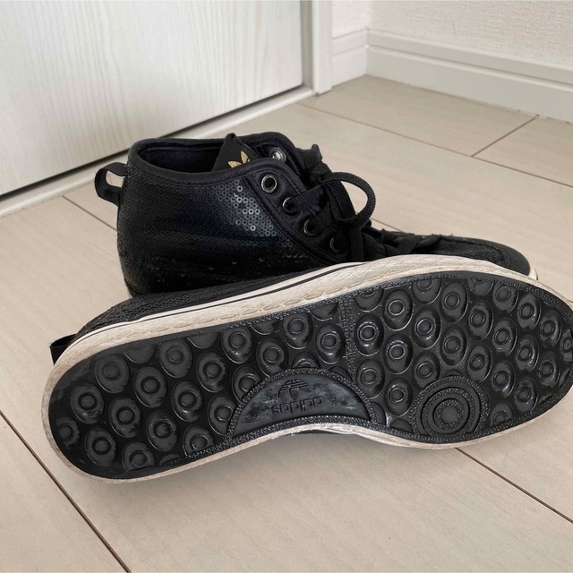 adidasスパンコールスニーカーblack レディースの靴/シューズ(スニーカー)の商品写真
