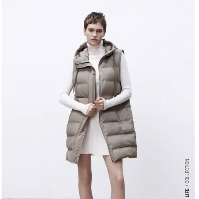 ZARA(ザラ)のZARA WATER AND WIND PROTECTION シームレス ダウン レディースのジャケット/アウター(ダウンベスト)の商品写真