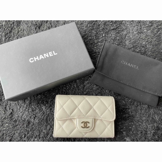 CHANEL(シャネル)のCHANEL シャネル　カードケース　財布　ミニ レディースのファッション小物(名刺入れ/定期入れ)の商品写真