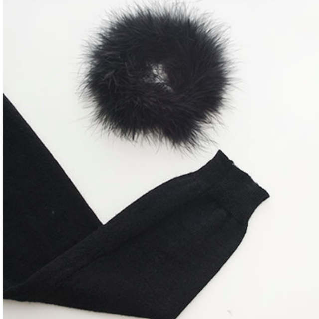 the virgins feather cuff short cardigan the virgins feather cuff short cardigan
