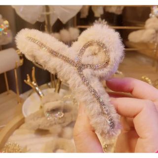 ヘアクリップ　バンズクリップ髪留め(バレッタ/ヘアクリップ)