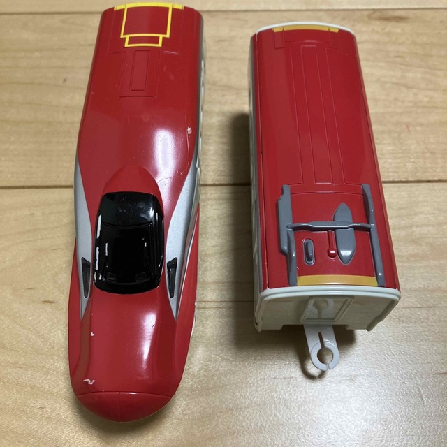 Takara Tomy(タカラトミー)のプラレール　テコロジー　E6系こまち　中間車両付き キッズ/ベビー/マタニティのおもちゃ(電車のおもちゃ/車)の商品写真