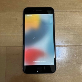 アップル iPhoneSE 第2世代 64GB ホワイト au SIMロック解除(スマートフォン本体)