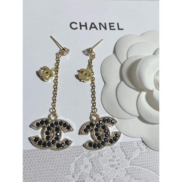 贅沢 極美品 シャネル CHANEL ココマーク パール ピアス 両耳 銀白