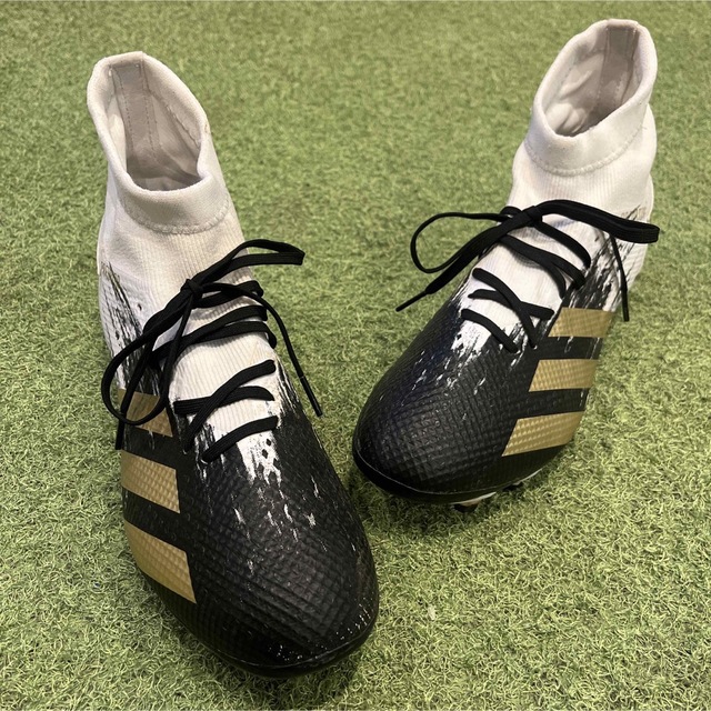 adidas プレデター　25.5cmシューズ