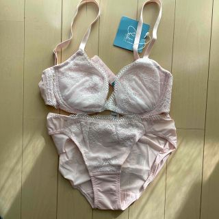 シュットインティメイツ(Chut! INTIMATES)の【新品未開封】Chut! INTIMATES ドレスイージーブラ ショーツセット(ブラ&ショーツセット)