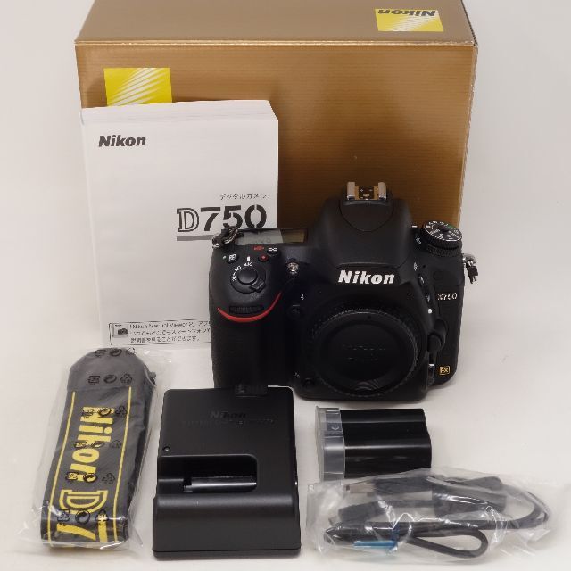 【ショット数171回】超美品 Nikon D750 ボディ デジタル一眼レフ