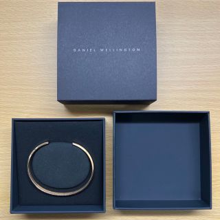 ダニエルウェリントン(Daniel Wellington)の【美品】ダニエルウェリントン バングル(ブレスレット/バングル)