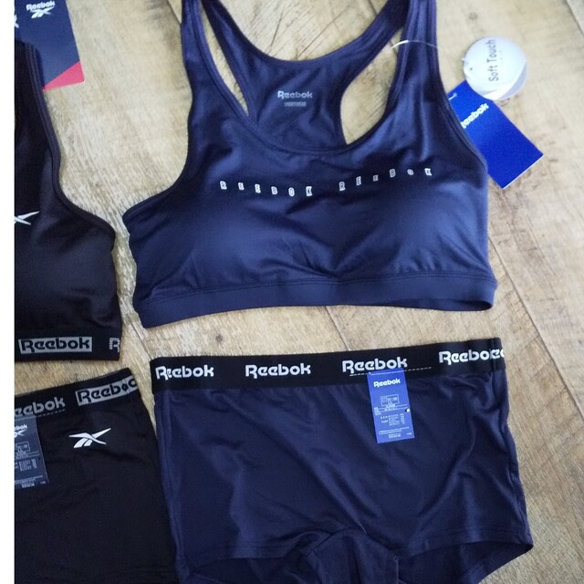 Reebok - 最安値新品Reebokブラセット2点セットの通販 by T&H's shop