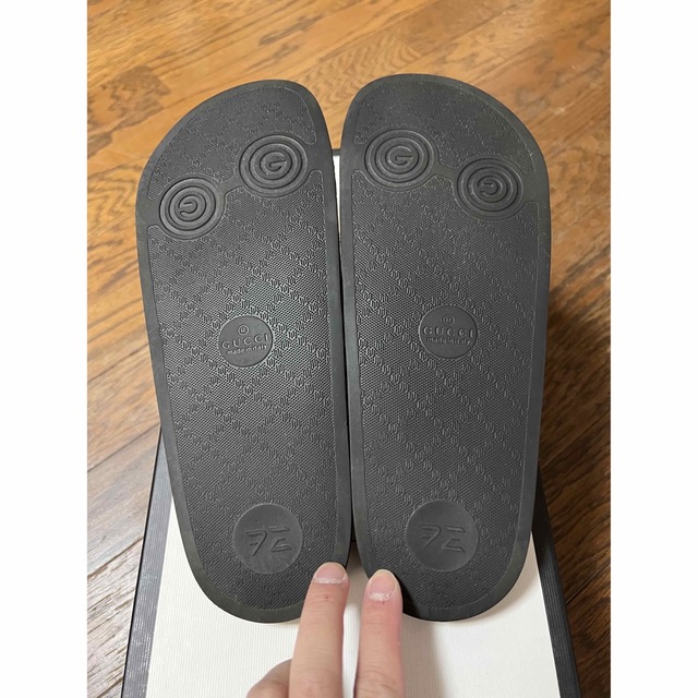 GUCCI【国内発送】ラバー スライドサンダル567115 GUCCI 567115 ラバースライドサンダル 新品同様 27〜28センチ