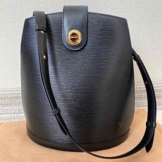 ルイヴィトン(LOUIS VUITTON)のルイヴィトン　エピ　クリュニー　黒　ヴィンテージ(ショルダーバッグ)