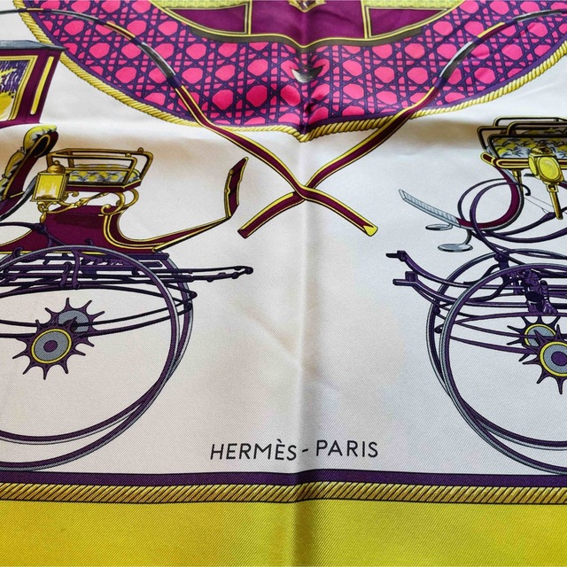 Hermes(エルメス)の値下げ中【HERMESスカーフ】 レディースのファッション小物(バンダナ/スカーフ)の商品写真