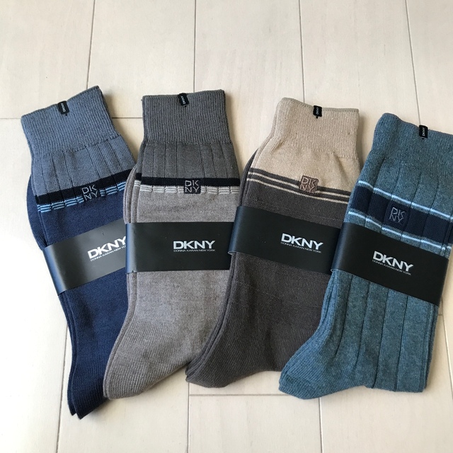 DKNY 靴下　　ダナキャラン　4足セット