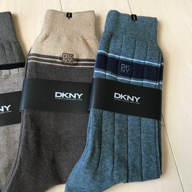 DKNY 靴下　　ダナキャラン　4足セット