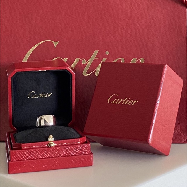 Cartier(カルティエ)のお値下げ❣️ 未使用❣️ カルティエ　ヌーベルバーグ　WG750  50 レディースのアクセサリー(リング(指輪))の商品写真