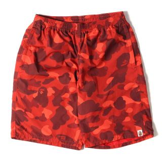 アベイシングエイプ(A BATHING APE)のA BATHING APE ア ベイシング エイプ パンツ カラーカモ 猿迷彩 ウォーターショーツ ショートパンツ レッドカモ M ボトムス ブランド 【メンズ】【中古】【美品】【R020】(ショートパンツ)