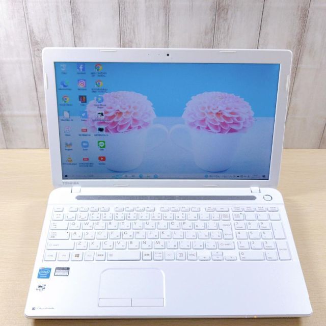 62✨新品SSD256GB&メモリ8GB✨カメラ✨設定済ノートパソコン本体白