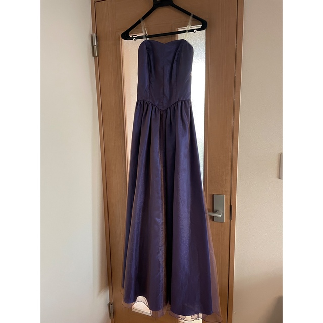 AIMER(エメ)のドレスブラックのオーガンジードレス レディースのフォーマル/ドレス(ロングドレス)の商品写真