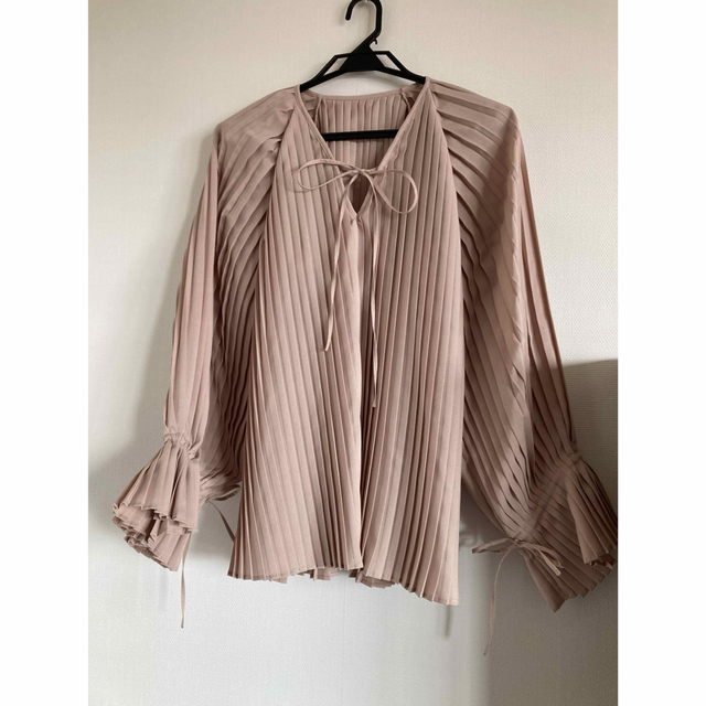 all pleats volume blouse