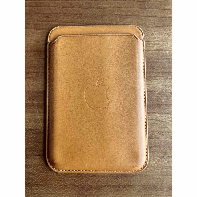 【純正】MagSafe対応iPhoneレザーウォレット【ゴールデンブラウン】 | フリマアプリ ラクマ