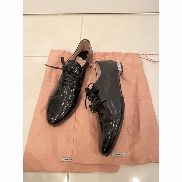 miumiuビジューエナメルシューズ 34ハーフ-