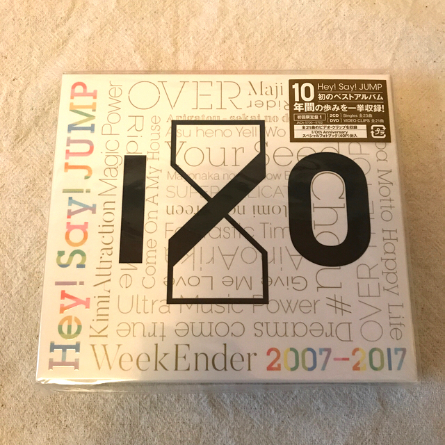 Hey! Say! JUMP(ヘイセイジャンプ)のHey！Say！JUMP 2007-2017 I/O（初回限定盤1） エンタメ/ホビーのCD(ポップス/ロック(邦楽))の商品写真