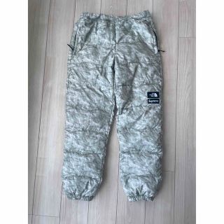 シュプリーム(Supreme)の新品同様 Supreme Paper Print Nuptse Pant M(その他)