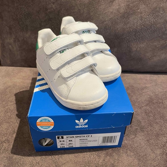 adidas(アディダス)のadidas スタンスミス　キッズ15cm キッズ/ベビー/マタニティのキッズ靴/シューズ(15cm~)(スニーカー)の商品写真