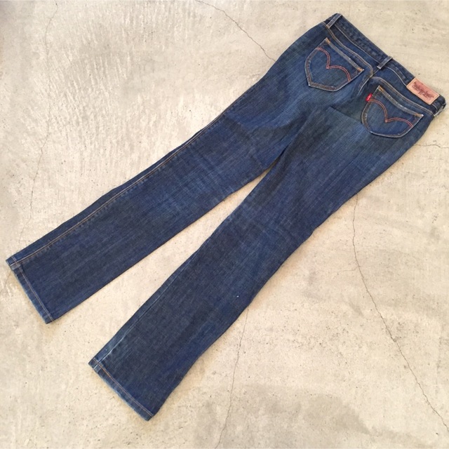 Levi's - Levi's スキニーデニム Astrid 美品の通販 by Momo's Levi's - Levi's スキニーデニム Astrid 美品の通販 by Momo's