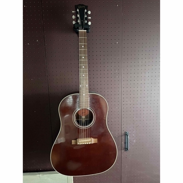 Gibson(ギブソン)のギブソン　J–45  楽器のギター(アコースティックギター)の商品写真
