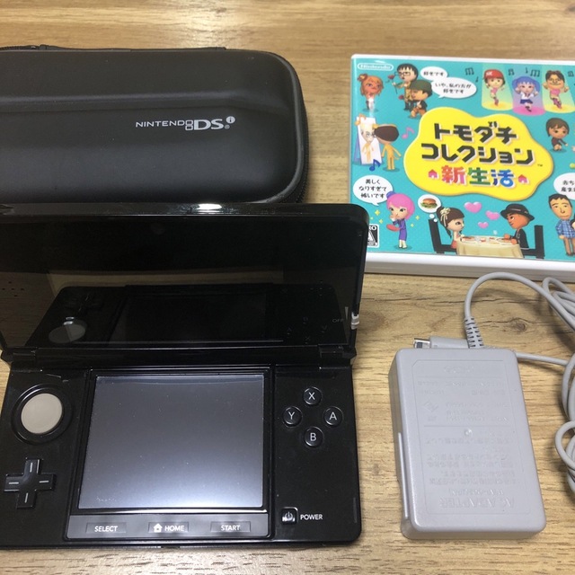 任天堂3DS本体セット、トモダチコレクションソフト