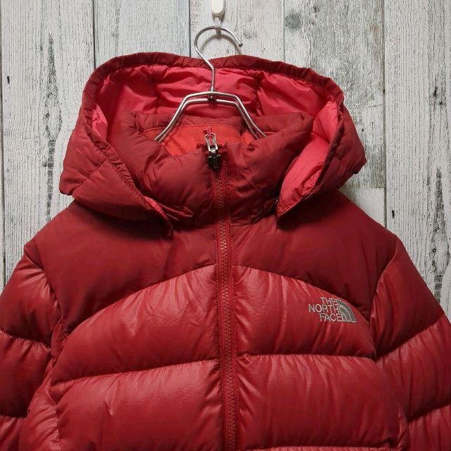 THE NORTH FACE(ザノースフェイス)の【美品】ノースフェイス　ダウン　ジャケット　700フィル　 レッド レディースのジャケット/アウター(ダウンジャケット)の商品写真