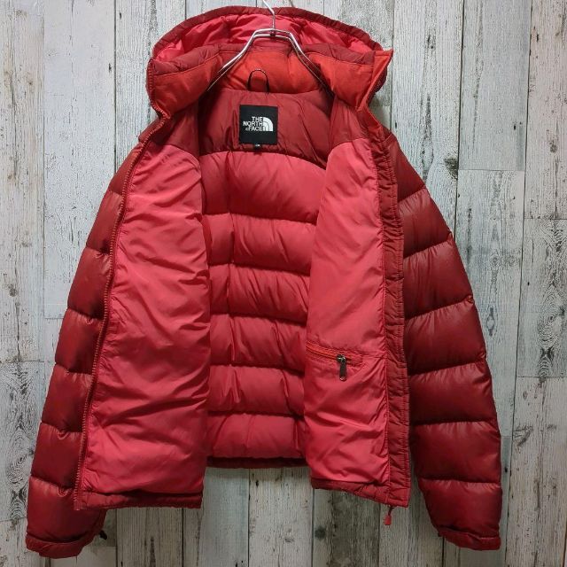 THE NORTH FACE(ザノースフェイス)の【美品】ノースフェイス　ダウン　ジャケット　700フィル　 レッド レディースのジャケット/アウター(ダウンジャケット)の商品写真