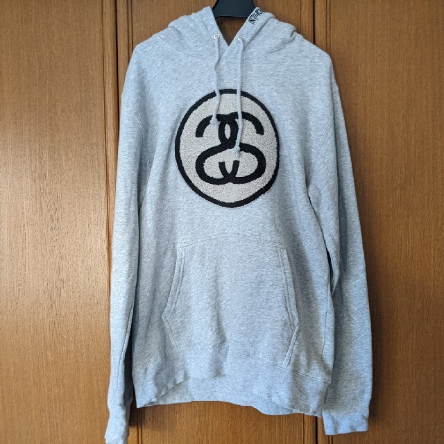 メンズSTUSSY　パーカー　灰色　グレー　Mサイズ ステューシー