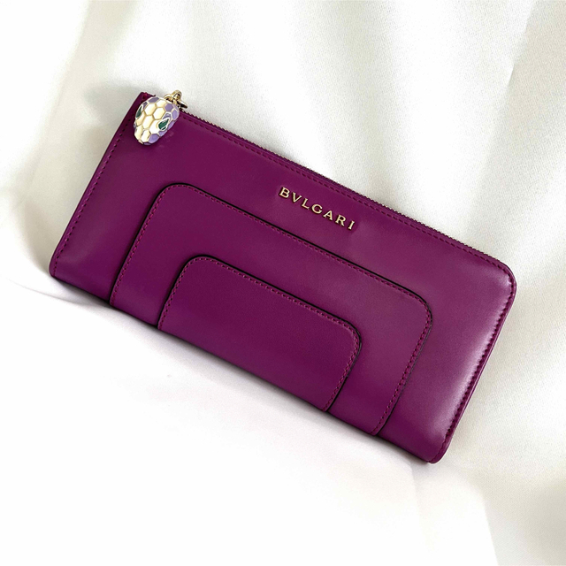 BVLGARI(ブルガリ)のしろ様専用  BVLGARI 最上級モデル セルペンティ フォーエバー ジップ  レディースのファッション小物(財布)の商品写真