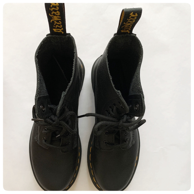 Dr.Martens(ドクターマーチン)のほぼ未使用　ドクターマーチン　ブーツ　1460 パスカル　8ホールブーツ レディースの靴/シューズ(ブーツ)の商品写真