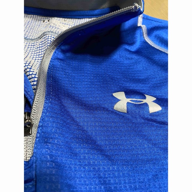 UNDER ARMOUR(アンダーアーマー)のメンズアンダーアーマートップス メンズのトップス(Tシャツ/カットソー(七分/長袖))の商品写真