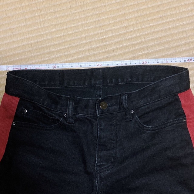 mnml - ミニマル 裾ジップサイドラインストレッチブラックデニム mnml - ミニマル 裾ジップサイドラインストレッチブラックデニム