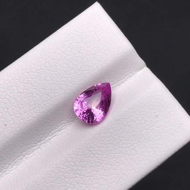 天然 パパラチアサファイア ルース1.58ct z